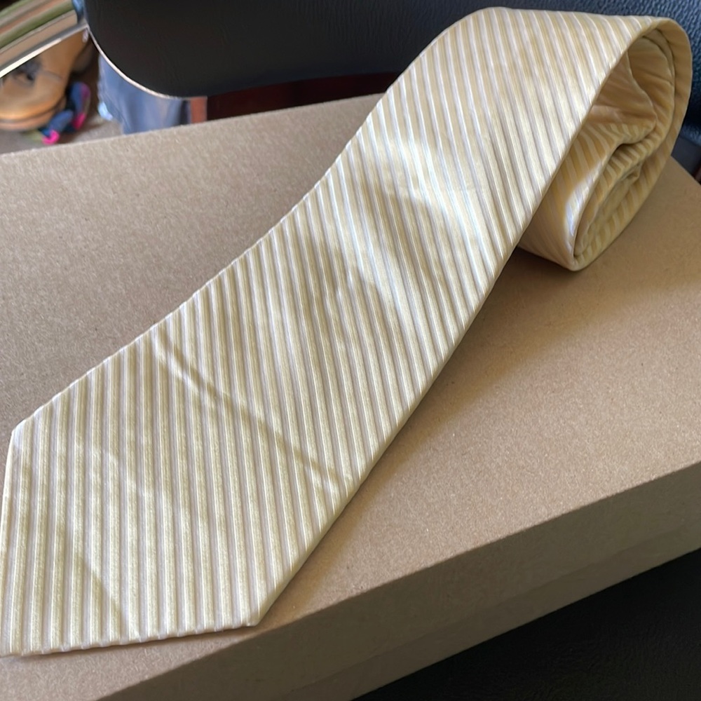 Express Men’s Tie